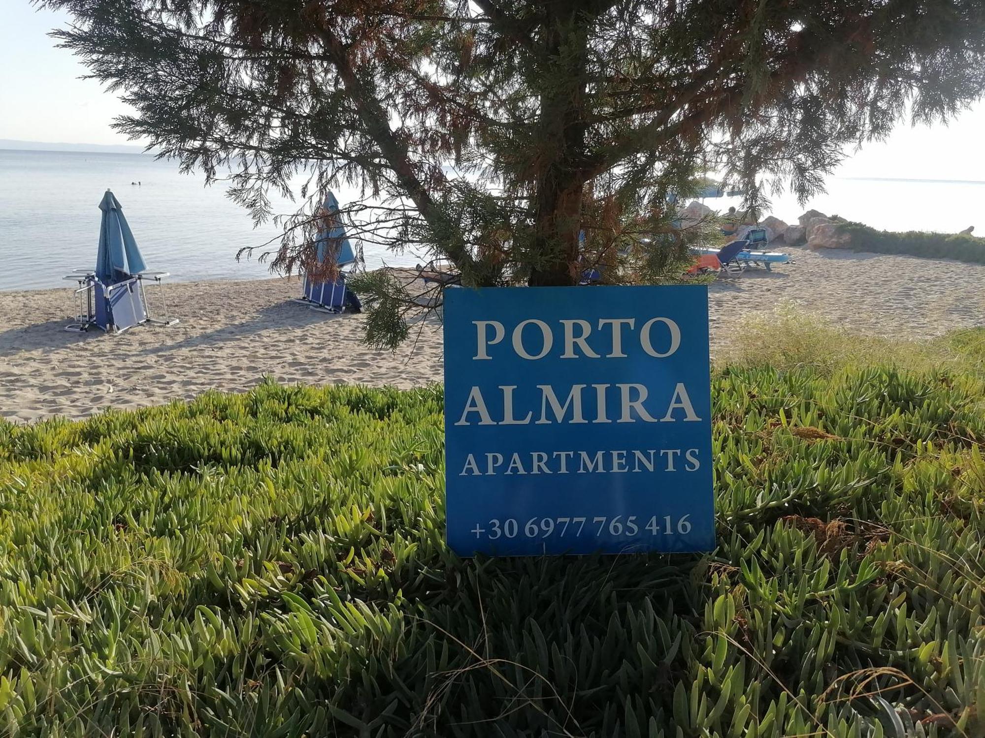 Porto Almira Beachfront Apartments Nikiti (Sithonia) Exterior foto